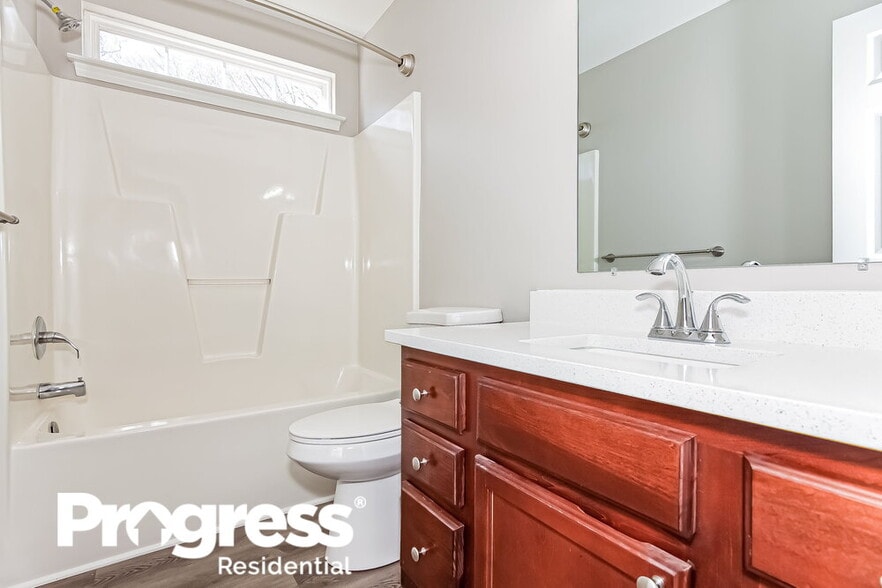 Building Photo - 7919 Ebony Rd