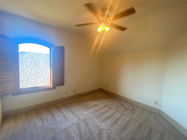 Building Photo - 14 Tennis Village Dr