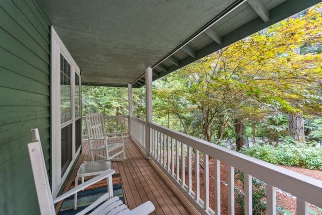 Building Photo - 4 bedroom in Woodinville WA 98077