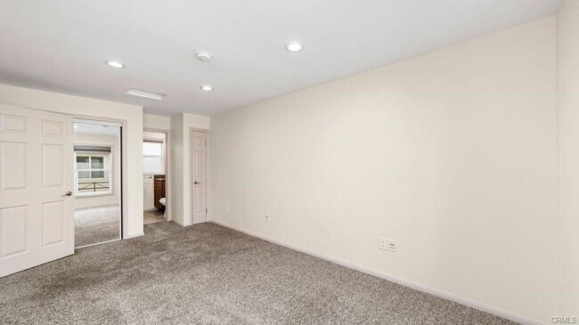 Building Photo - 107 N 1st St