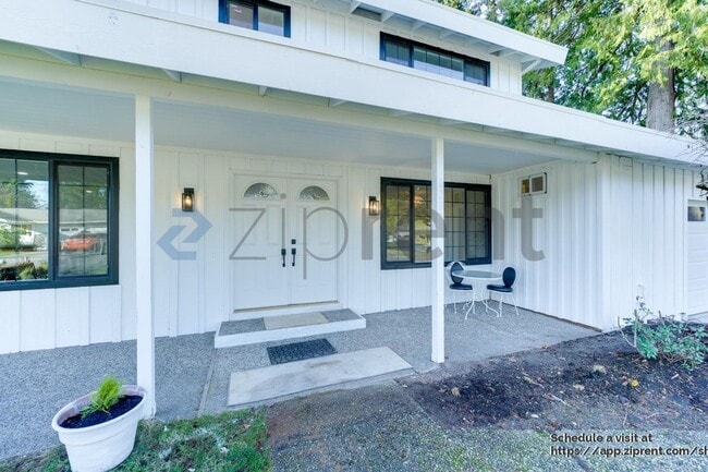 Building Photo - 12225 105th Ave NE