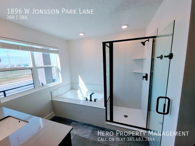 Building Photo - Gorgeous Lehi Townhomes!!!