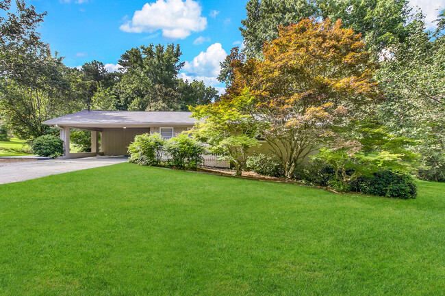 Building Photo - 8596 Timber Lane Dr