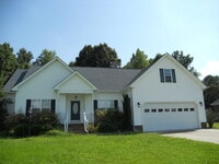 Building Photo - Dogwood Estates