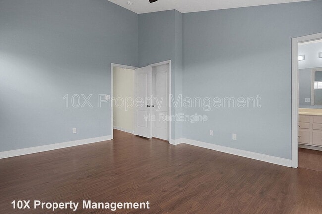 Building Photo - 1442 Bloomington Blvd