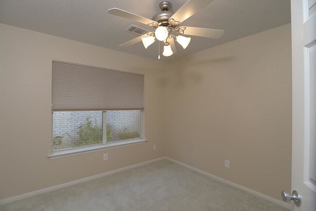 Building Photo - 67 N Veranda Ridge Dr