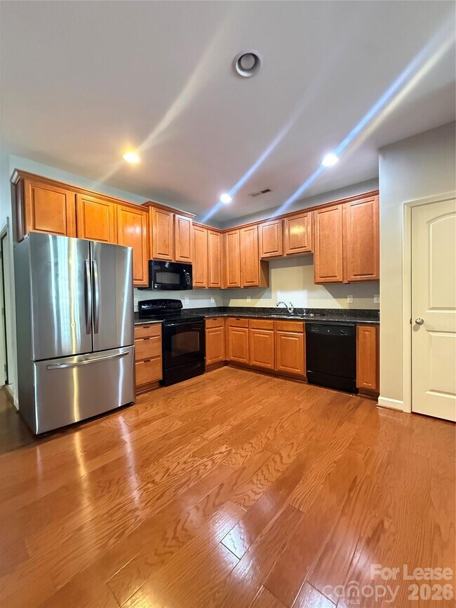 Building Photo - 5675 Stafford Rd