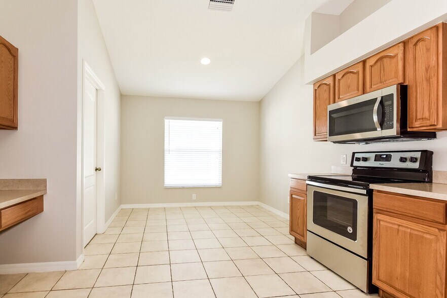 Building Photo - 9732 White Barn Way