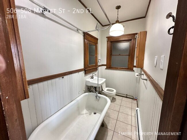 Building Photo - 506-508 Market St-2nd FL