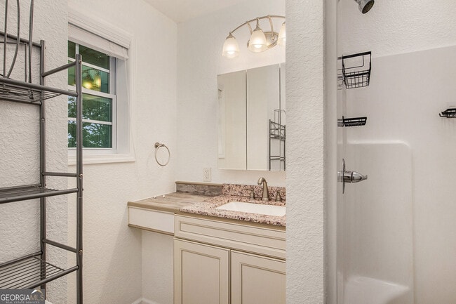 Building Photo - 96 Saddle Gap Dr