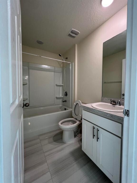 Building Photo - 1714 SW Haylake Ave