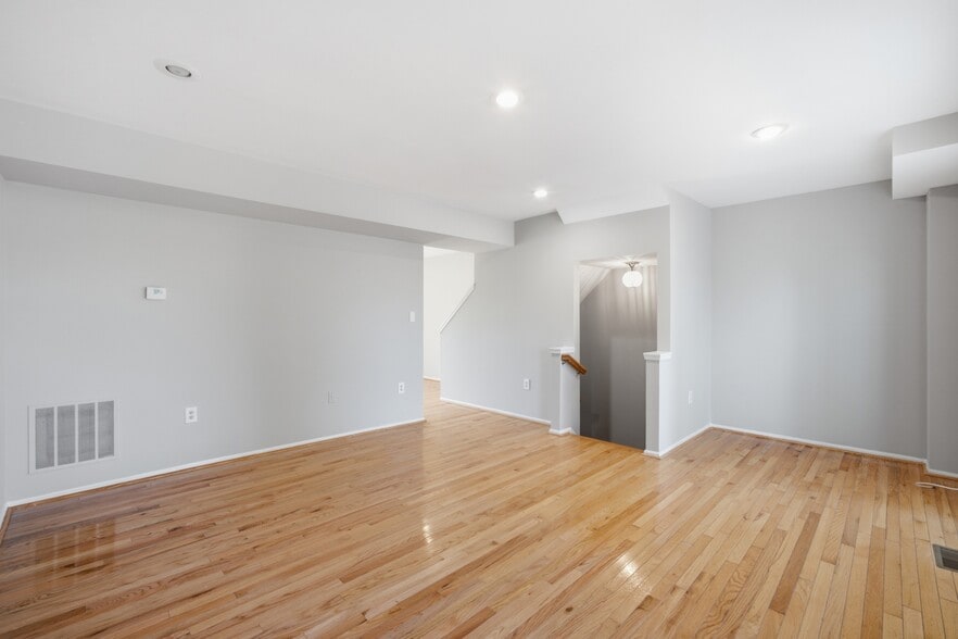 second floor living room - 6228 William Edgar Dr