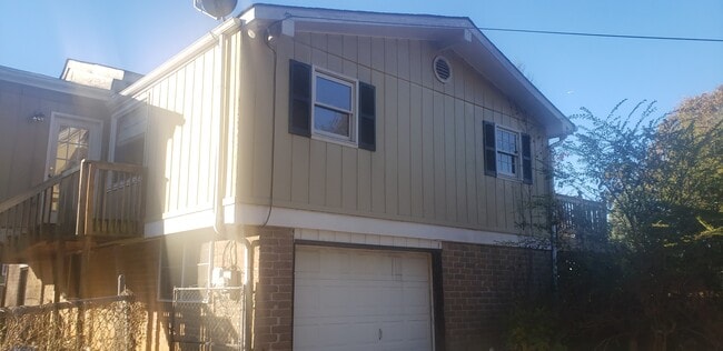 Building Photo - 3336 Cowan Mill Ct