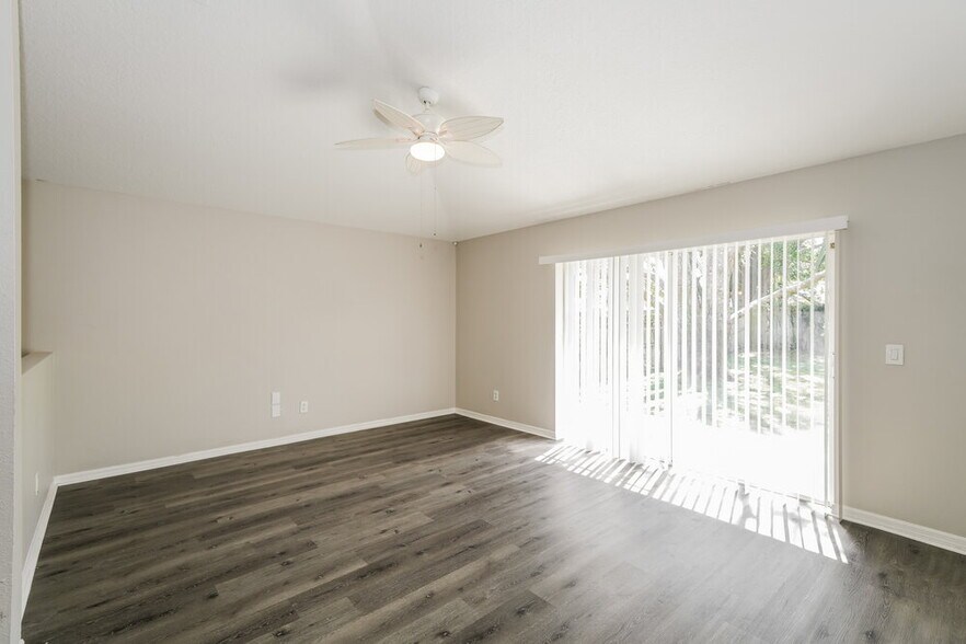 Building Photo - 209 Chardonnay Pl