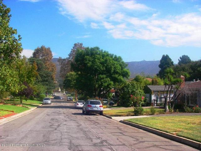 Building Photo - 1612 Santa Rosa Ave