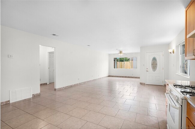 Building Photo - 6478 MacArthur