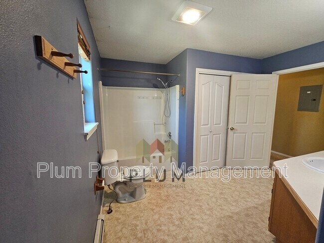 Building Photo - 1707 Phillips St