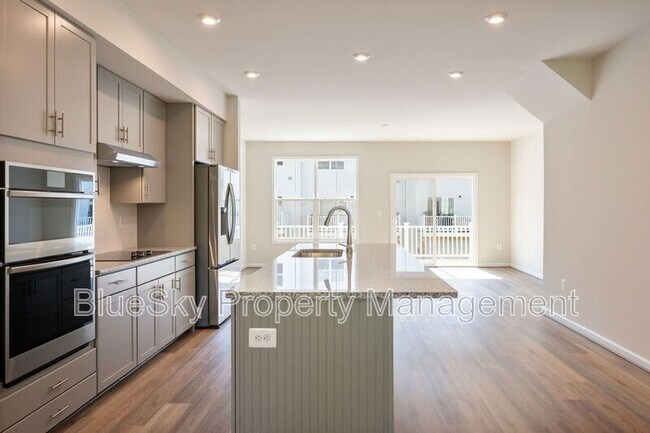 Building Photo - 2864 Sweetbay St