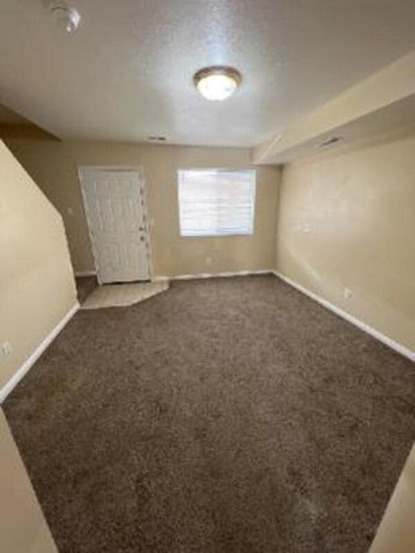 Building Photo - 545 W 350 N