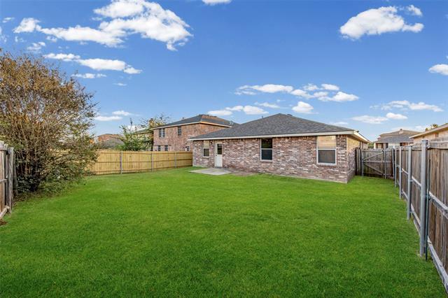 Building Photo - 8409 Redheart St