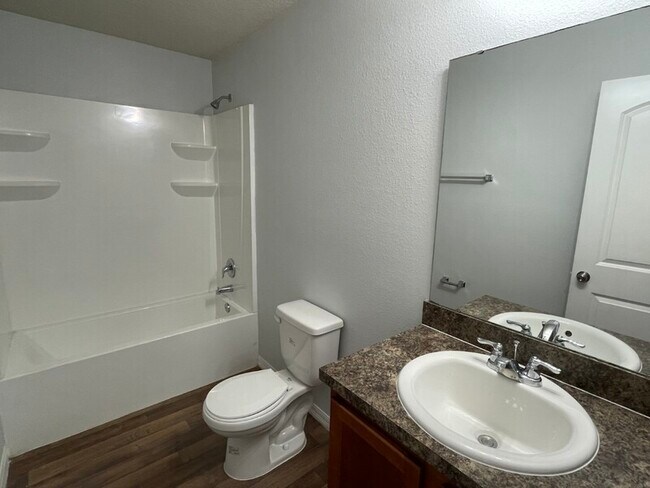 Building Photo - 1402 Kissimmee Ct