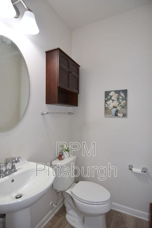 Building Photo - 1726 St Johns Ln