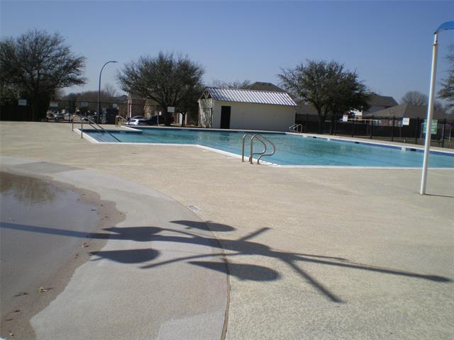 Building Photo - 5900 Ozark Dr