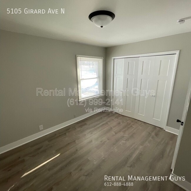 Building Photo - 5105 N Girard Ave