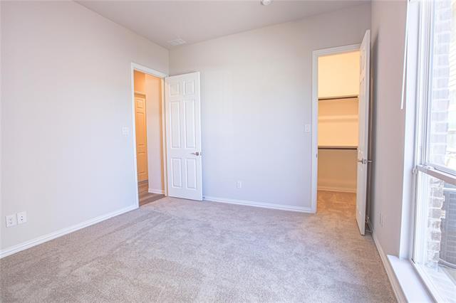 Building Photo - 612 Cattle Chute Ct