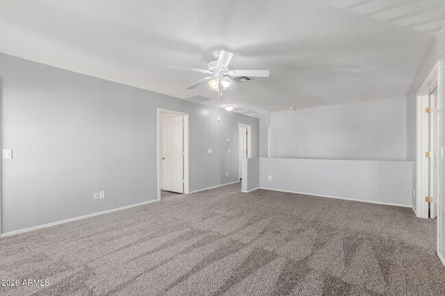 Building Photo - 11023 W Loma Ln