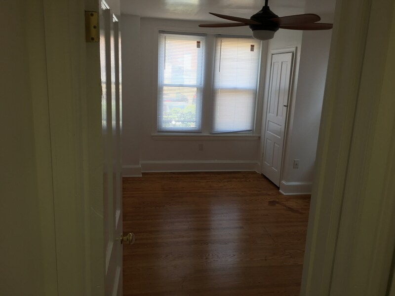 Building Photo - 1535 Sellers St