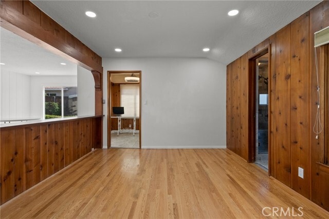 Building Photo - 12823 Delano St