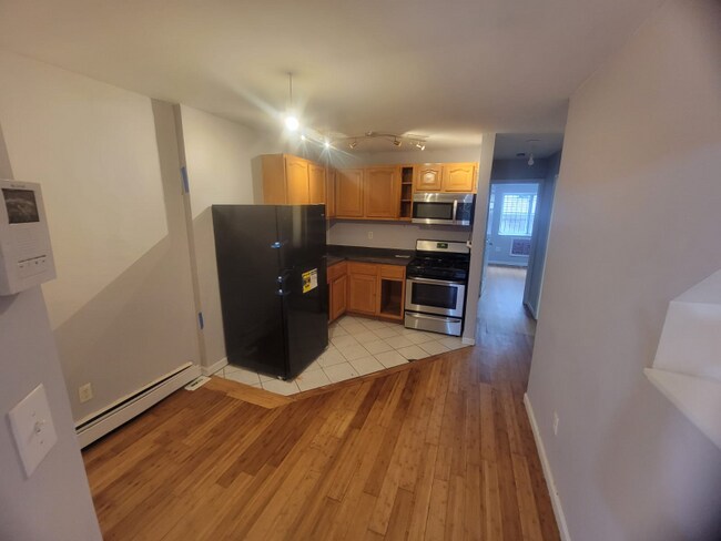 Primary Photo - 29 Monaco Pl