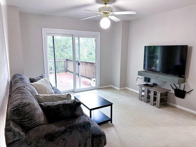 Building Photo - 11321 Avering Ln