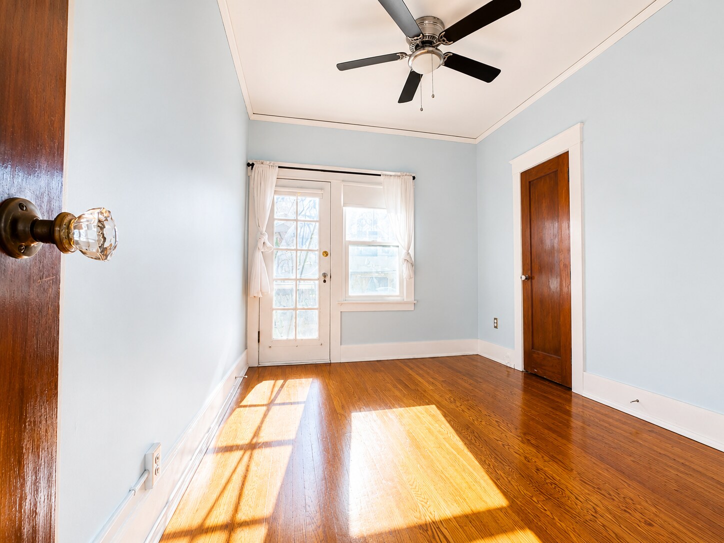 Building Photo - 361 S Berendo St