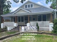 Building Photo - 315 S Berrien St