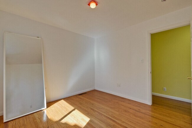 Building Photo - Wow! What a Great Home! Available Soon!
