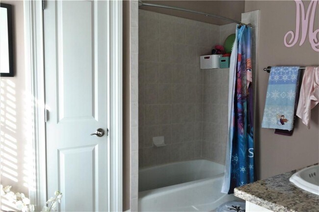 Building Photo - 3475 Roxboro Rd NE