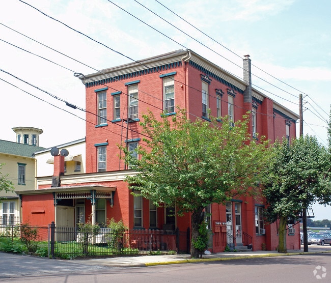 438 Mill St 438 Mill St Danville PA 17821 Apartment Finder