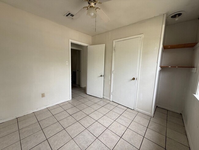 Building Photo - Room To Stretch