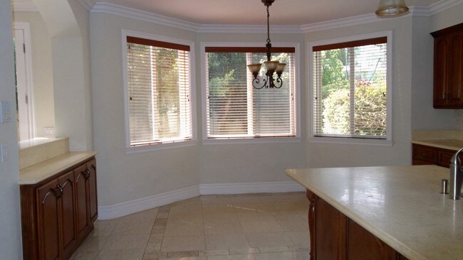 Building Photo - 1842 10th St