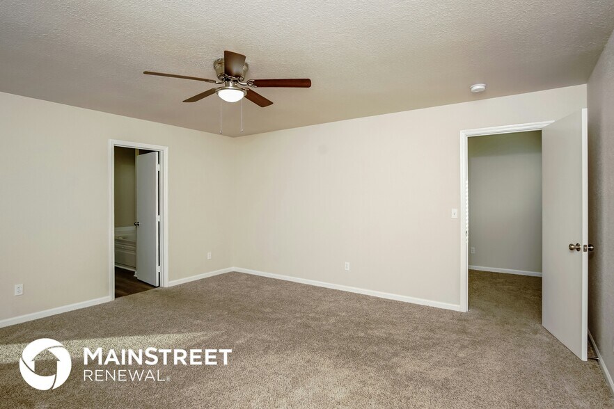 Building Photo - 202 Valleyside Dr NE