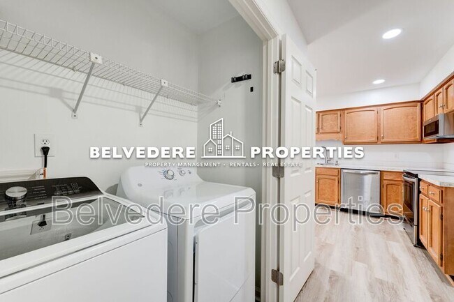 Building Photo - 19-A Park Village Ln