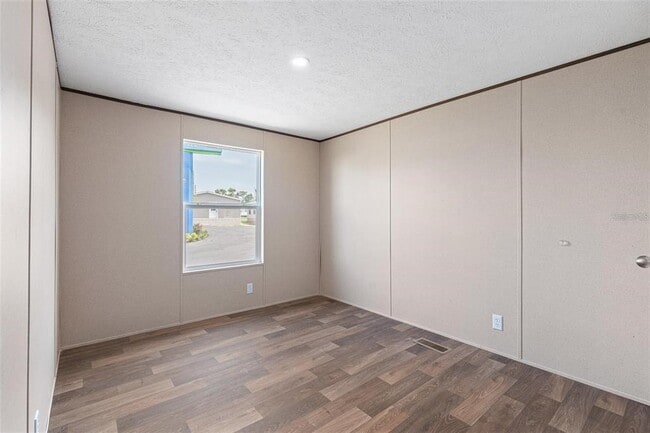 Building Photo - 8150 Cherokee Rd