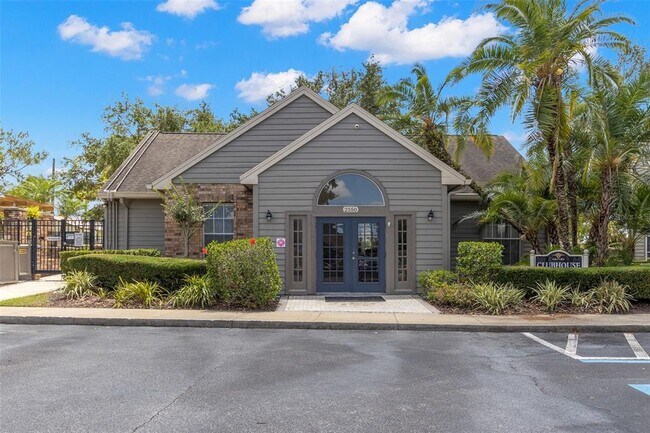 Building Photo - 2500 Winding Creek Blvd