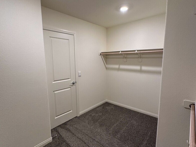 Building Photo - 1782 Kylie River Pl