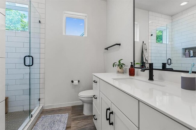 Building Photo - 5308 Evans Ave