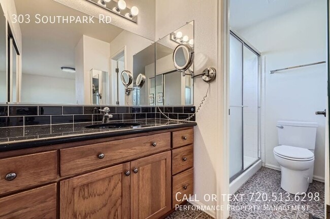 Building Photo - 303 Southpark Rd