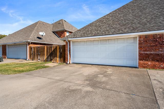 Building Photo - 324 Tolbert Ave