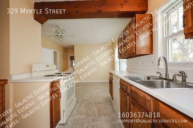 Building Photo - 329 Myrtle St